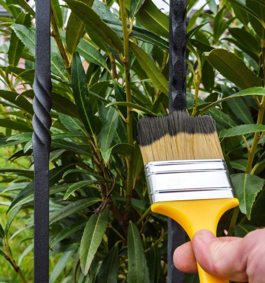 How to paint wrought iron fence